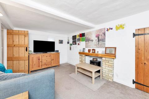 3 bedroom cottage for sale, Lotfield Street, Royston SG8