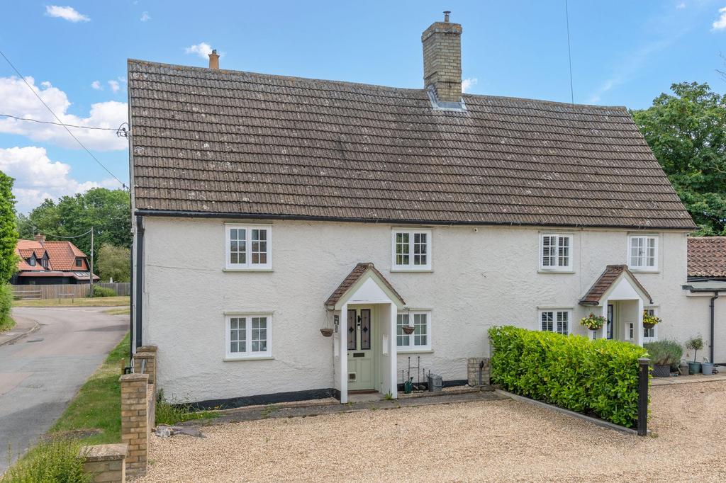 3 bedroom cottage for sale