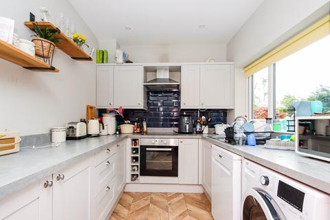 3 bedroom terraced house for sale, Davyhulme Road, Davyhulme, Manchester, M41