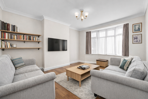 4 bedroom semi-detached house for sale, Hanworth Road, Hounslow TW4