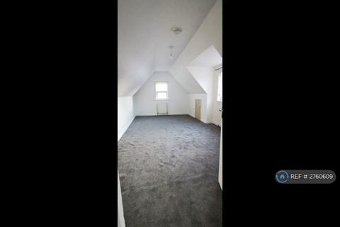 3 bedroom flat to rent, Station Road, Bognor Regis, PO21