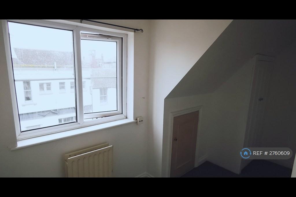 Bedroom 3 (Single)