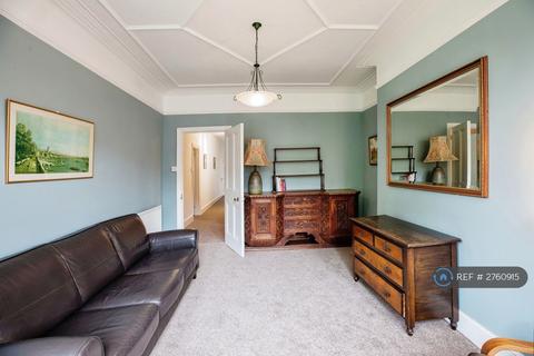 3 bedroom flat to rent, Fieldway Crescent, Highbury, N5