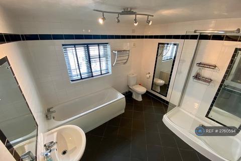 3 bedroom semi-detached house to rent, Larges Street, Derby, DE1