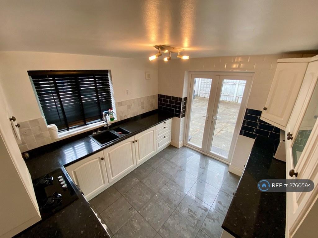 Kitchen b