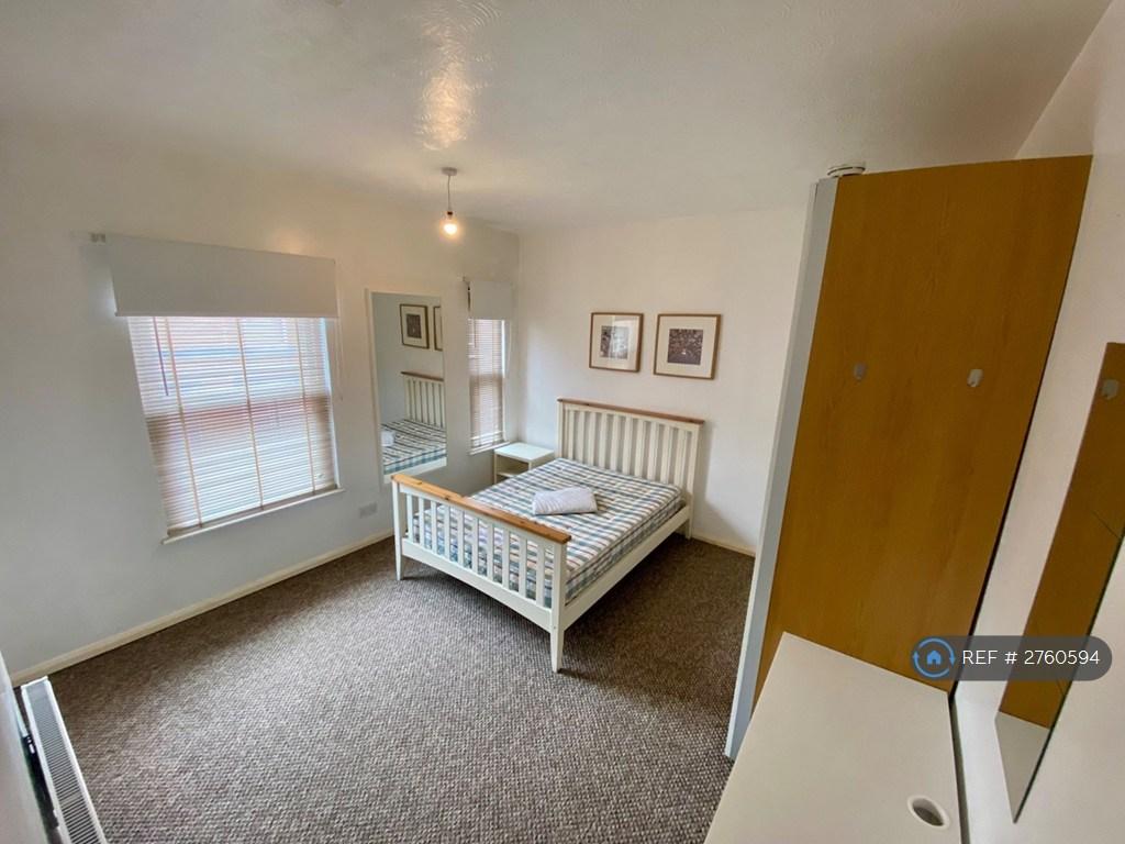 Bedroom 1 b