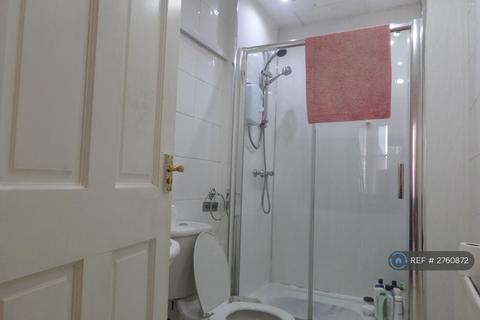 4 bedroom flat to rent, Radnor Street, Glasgow, G3