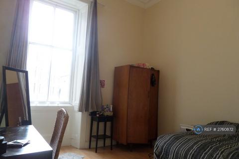 4 bedroom flat to rent, Radnor Street, Glasgow, G3