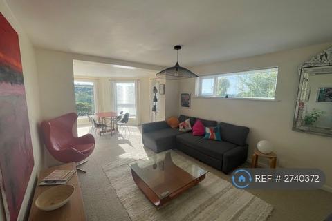 2 bedroom flat to rent, Huntersdale, Bristol, BS9