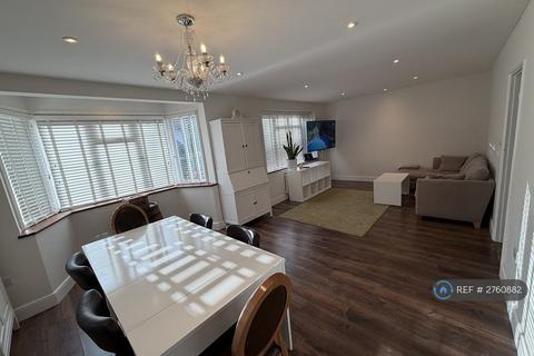 3 bedroom semi-detached house to rent, Allandale Avenue, London, N3