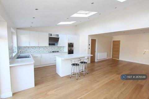 4 bedroom semi-detached house to rent, Westpole Avenue, Cockfosters, Barnet, EN4