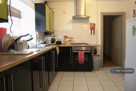 1 bedroom in a house share to rent, Richmond Road, Cardiff, CF24