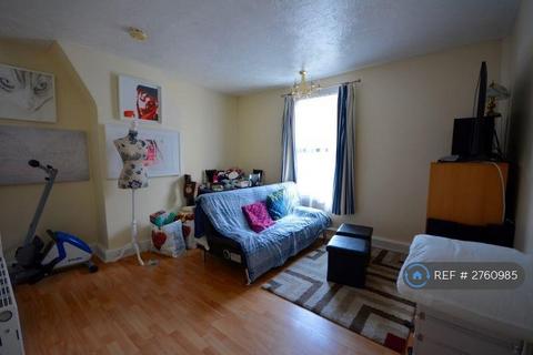 1 bedroom flat to rent, Burrell Road, Ipswich, IP2