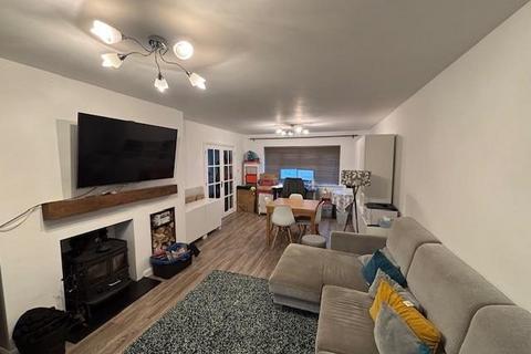 3 bedroom detached house to rent, Townsend Close, Cranfield, Bedford, MK43