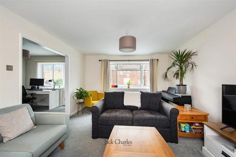 3 bedroom terraced house for sale, Twyford Road, Hadlow