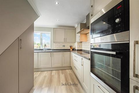 3 bedroom terraced house for sale, Twyford Road, Hadlow