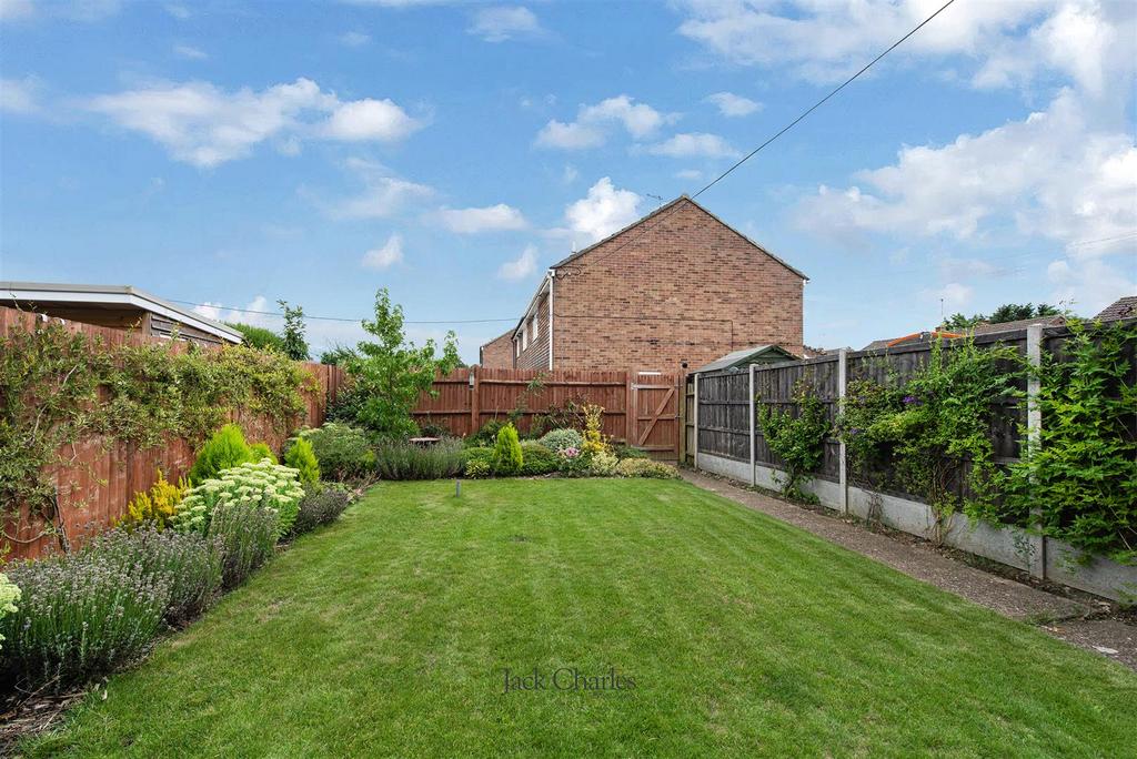 8 Twyford Rd, TN11 0 HJ 015.jpg