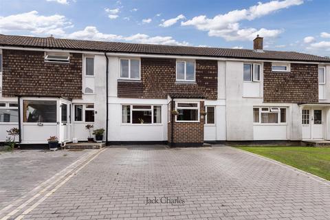 3 bedroom terraced house for sale, Twyford Road, Hadlow