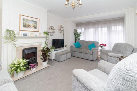 4 bedroom semi-detached house for sale, Hillside Gardens, Edgware, HA8