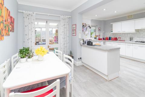 4 bedroom semi-detached house for sale, Hillside Gardens, Edgware, HA8