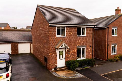 4 bedroom detached house for sale, Murcott End, Burntwood WS7