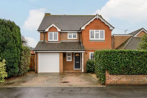 undefined, Weston Avenue, West Molesey KT8