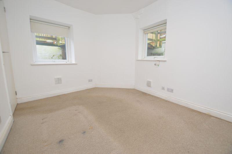 Living Room pic2