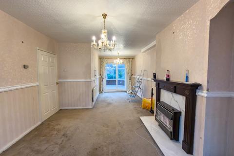 3 bedroom semi-detached house for sale, 29 Hopedene, Gateshead, Tyne and Wear NE10 8JA