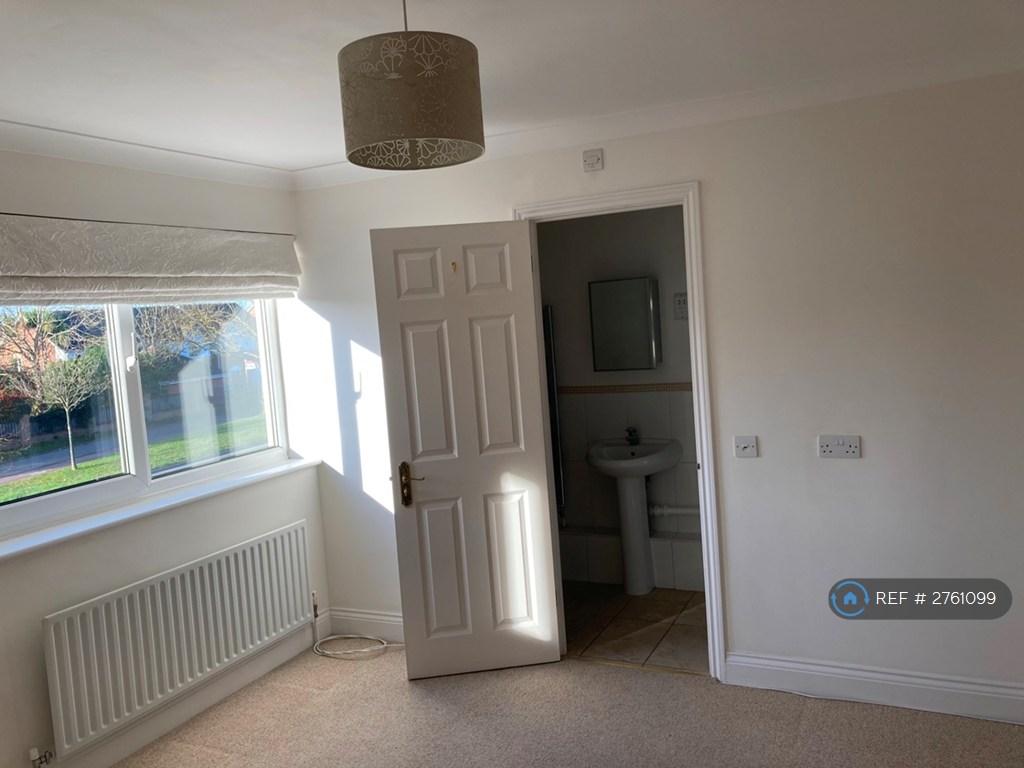 Main Bedroom