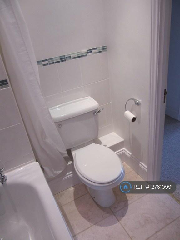Main Bathroom