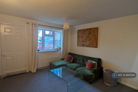 2 bedroom end of terrace house to rent, Kingfisher Walk, Ash, Aldershot, GU12