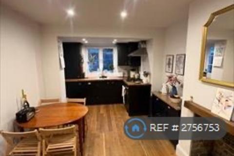 2 bedroom terraced house to rent, Corrance Road, London, SW2