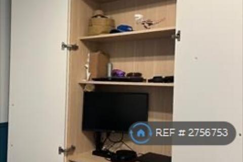 2 bedroom terraced house to rent, Corrance Road, London, SW2