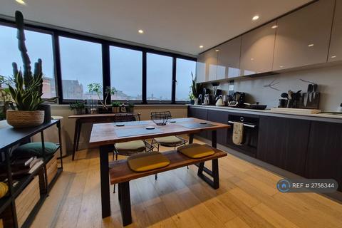 2 bedroom flat to rent, Huddlestone Road, London, NW2