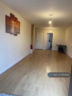 5 bedroom terraced house to rent, Pied Piper House, Manchester, M38
