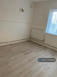 5 bedroom terraced house to rent, Pied Piper House, Manchester, M38
