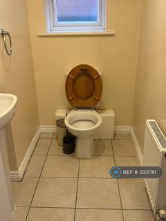4 bedroom detached house to rent, Ashover Road, Newcastle Upon Tyne, NE3
