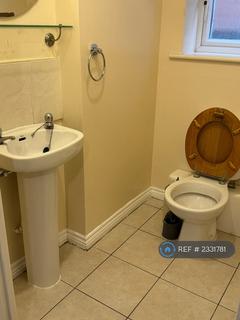 4 bedroom detached house to rent, Ashover Road, Newcastle Upon Tyne, NE3