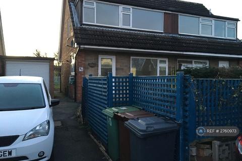 undefined, Heathfield Walk, Leeds, LS16