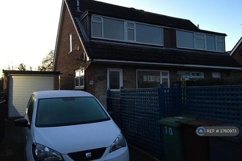 undefined, Heathfield Walk, Leeds, LS16