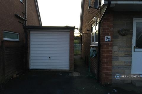 undefined, Heathfield Walk, Leeds, LS16
