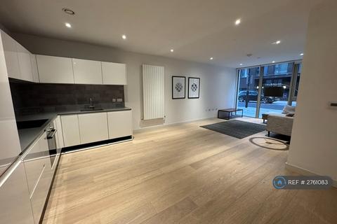 2 bedroom flat to rent, Liner House, London, E16