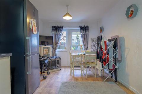 3 bedroom end of terrace house for sale, Crabtree, Peterborough PE4