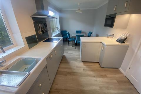 3 bedroom semi-detached house to rent, Rosewood Crescent, Seaton Sluice
