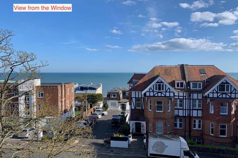 3 bedroom flat for sale, Boscombe Spa Road, Bournemouth, BH5 1