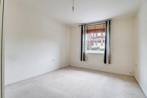 1 bedroom flat to rent, Approach Road, St Albans, AL1