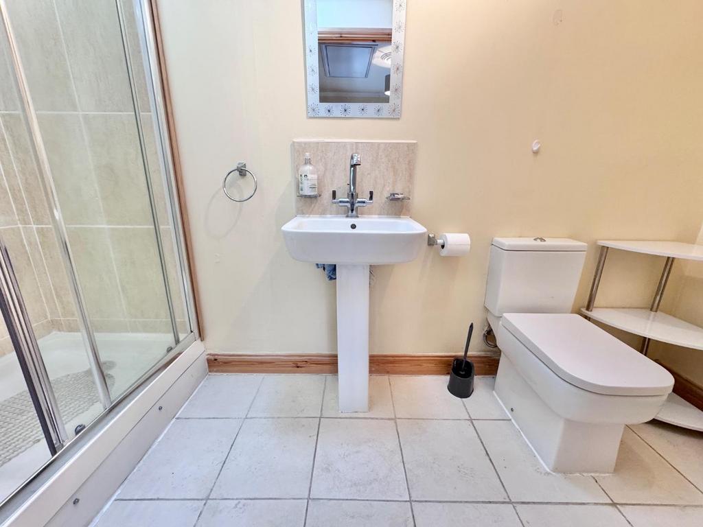 Annex Bathroom