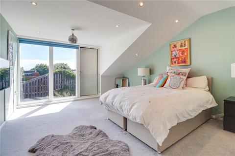 3 bedroom end of terrace house to rent, Victoria Street, St. Albans, AL1
