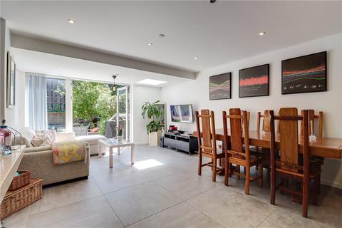 3 bedroom end of terrace house to rent, Victoria Street, St. Albans, AL1