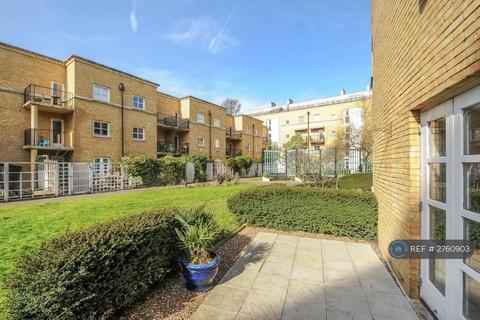 2 bedroom flat to rent, Southsea Street, London, SE16